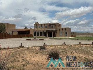 5215 Beargrass Rd, Roswell, NM 88201