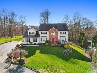 108 Filomina Drive, Cornwall, NY 12518
