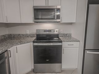 1 Northbrook Dr #106, Manchester, NH 03102