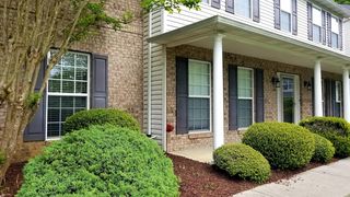 9960 Coral Springs Ln, Knoxville, TN 37922