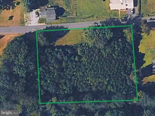 Mexico Rd, Pine Grove, PA 17963
