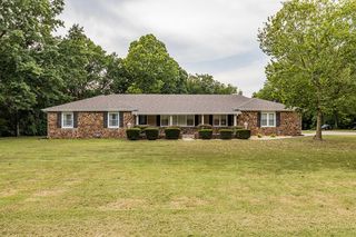 5649 S  Meadowlark Ln, Springfield, MO 65810