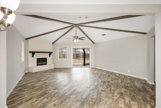 2009 Woodlawn St, Gainesville, TX 76240
