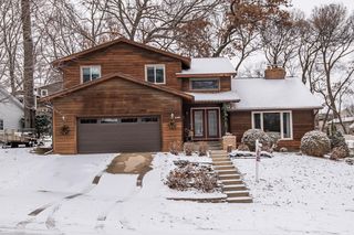 4109 Manor Woods Dr NW, Rochester, MN 55901