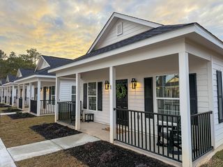 1735 Tribe Dr #9, Biloxi, MS 39532