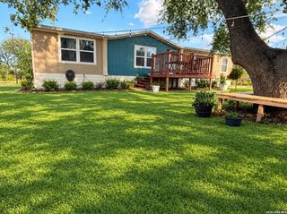 23026 Dream vw, ELMENDORF, TX 78112