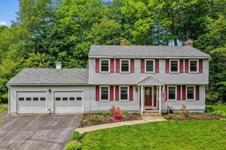 11 Douglas Street, Merrimack, NH 03054