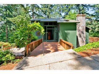 3574 Spring Blvd, Eugene, OR 97405