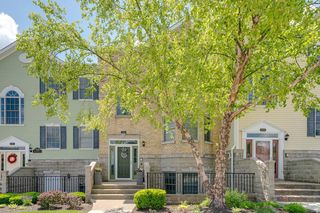 7926 Williamsburg COURT #102, Bristol, WI 53104