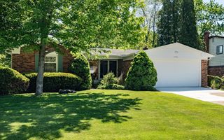 29770 N  Bedford St, Southfield, MI 48076
