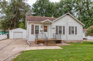 1121 E  Madison Ave, Des Moines, IA 50313