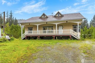 8365 Holly Lane, Maple Falls, WA 98266