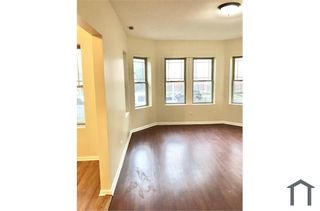 7952 S  Dobson Ave, Chicago, IL 60619