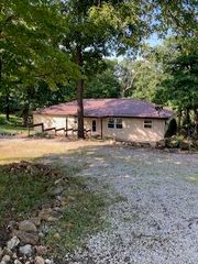 24098 Hickory, Pittsburg, MO 65724