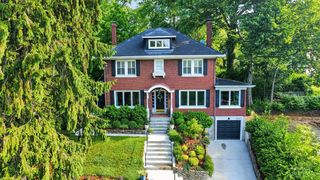 2924 Erie Ave, Cincinnati, OH 45208