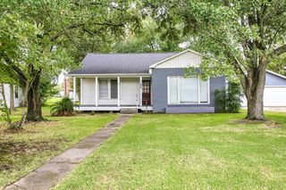 709 Hilma St, Westlake, LA 70669