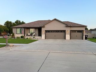 4503 32nd St, Columbus, NE 68601