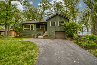 13215 Lindberg St, Cedar Lake, IN 46303