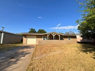 2619 NW Pollard Ave, Lawton, OK 73505