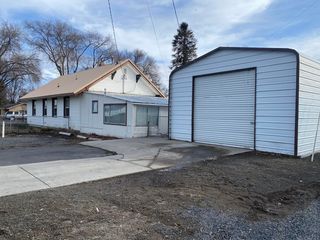 332 N  Madison St, Merrill, OR 97633