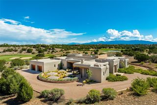 26 Amberwood Loop, Santa Fe, NM 87506