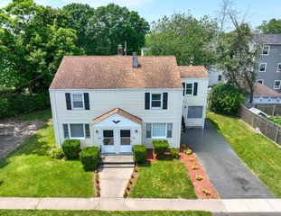 335 Light Street, Stratford, CT 06614