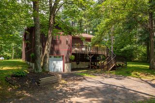 8 Northwood Ave, Peru, NY 12972
