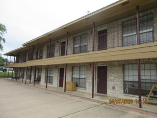 923 W  Sycamore St #19, Denton, TX 76201