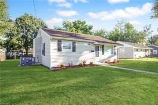 1926 Somerville Dr, Hampton, VA 23663