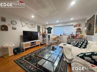 15 Euston Rd #4A, Brighton, MA 02135