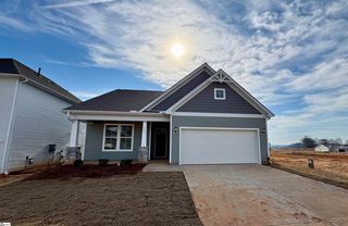 102 Wilson School St, Simpsonville, SC 29681