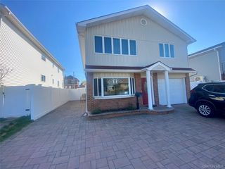 310 E  Olive St, Long Beach, NY 11561