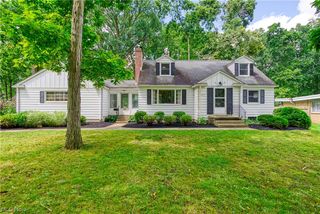 3604 Edgewood Dr, Stow, OH 44224