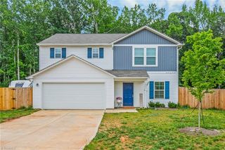 151 Paxton Dr, Lexington, NC 27292
