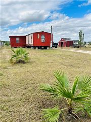 22105 Harry St, Edcouch, TX 78538