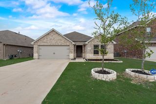 1501 Hidden Bluff Xing, Princeton, TX 75407