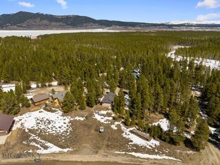 22 Moose Dr, West Yellowstone, MT 59758