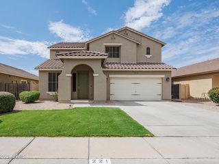 221 W Tahiti Drive, Casa Grande, AZ 85122