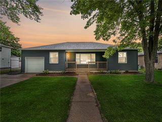 1708 Rist Avenue, Eau Claire, WI 54701