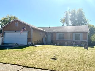 5615 Northport Dr, Indianapolis, IN 46221