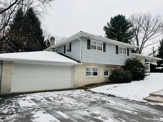 1950 W  Independence St, Coal Township, PA 17866