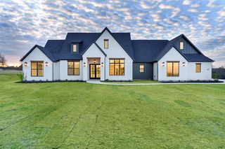 6033 Bella Terra Ln, Godley, TX 76044