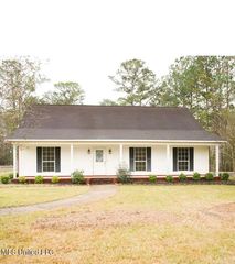 18700 Highway 63, Moss Point, MS 39562
