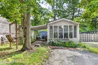 9227 Cherokee Trl, Crossville, TN 38572