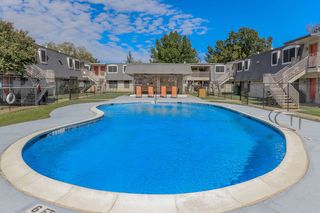 3001 Jane Ln #205, Haltom City, TX 76117