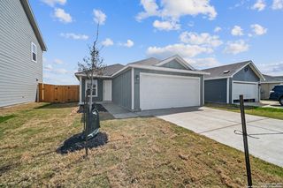 8916 Broad Wing Dr, San Antonio, TX 78222
