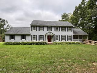 2950 Old Watkins Rd, Henderson, NC 27537