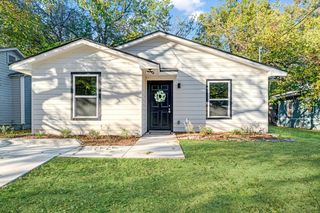 1337 E  Houston St, Paris, TX 75460
