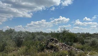 22 Greystone Hills LOT A2, Uvalde, TX 78801