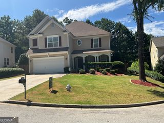 5253 Inverness Ct, Douglasville, GA 30135